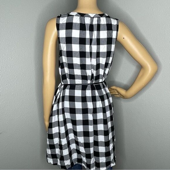 LOFT Ann Taylor Sleeveless Plaid Tunic V-Neck Top Black White 1/2 Button Pockets - Picture 10 of 11